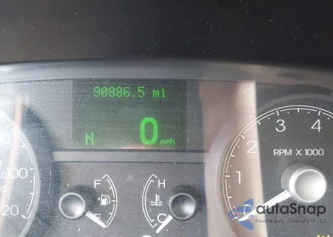 2011 Lincoln Town Car из США, поврежденный, VIN 2LNBL8CV6BX758446